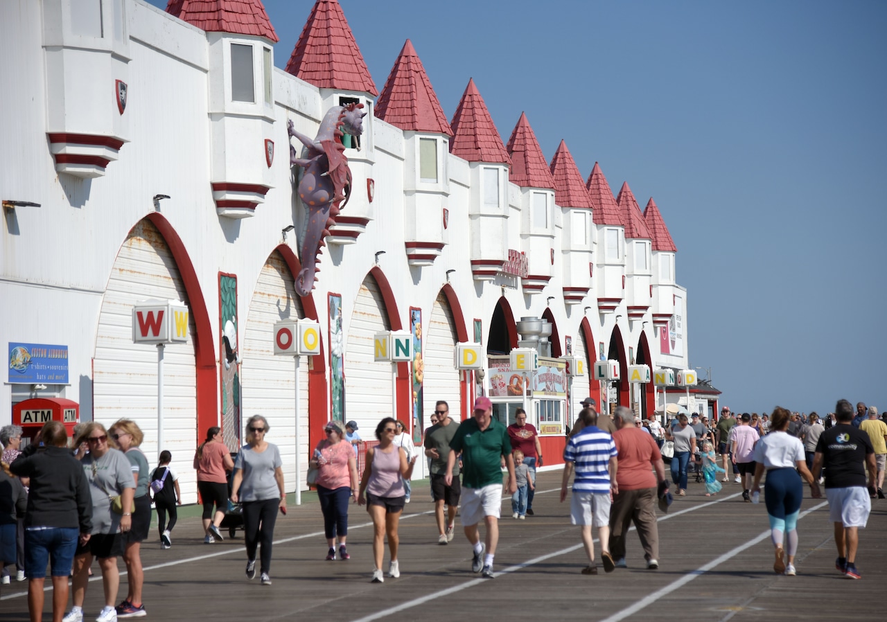 Legal Battle Ensues Over Transformation of Wonderland Pier