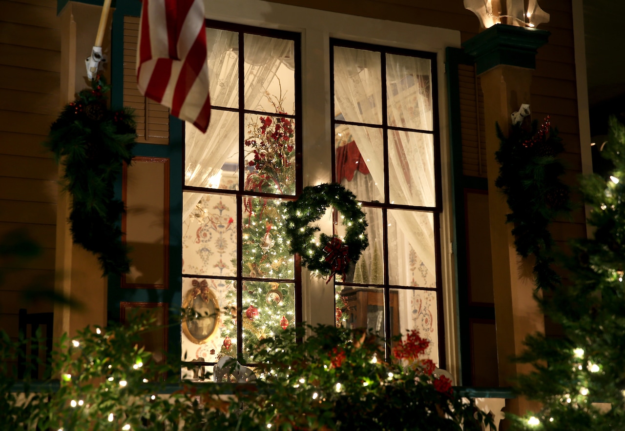 Cape May Vies for Title of Merriest Christmas Town